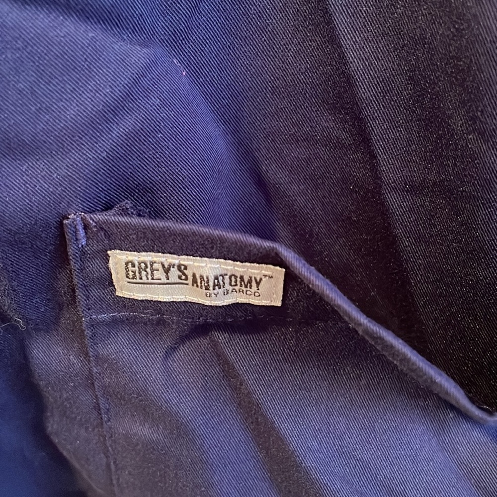 Grey’s Anatomy Matching Scrub Set - Picture 3 of 9